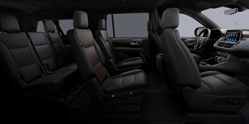 Chevrolet Tahoe 2024 con interior en color piel negra