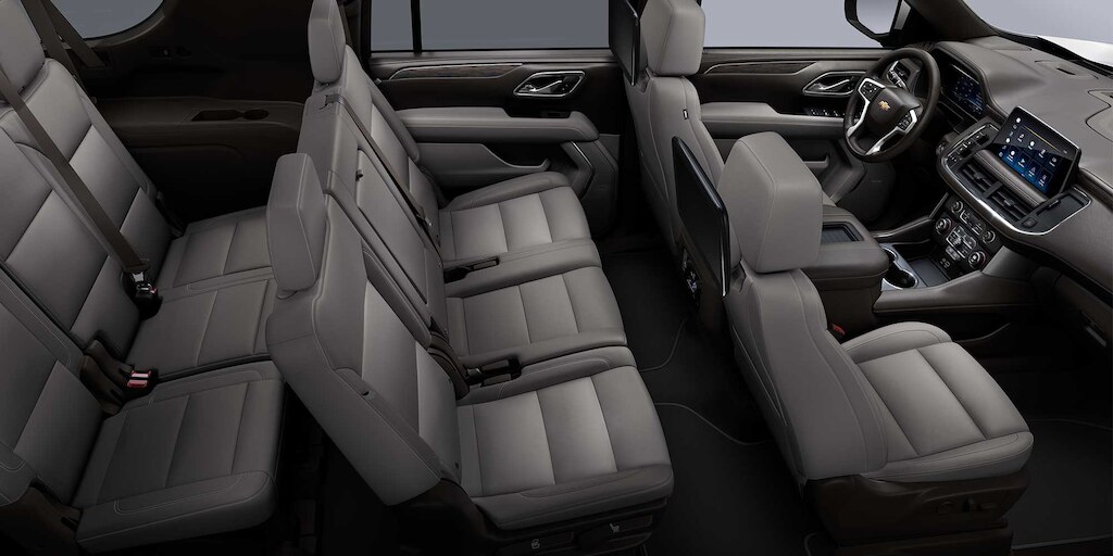 Chevrolet Tahoe 2024 con interior en color gris claro